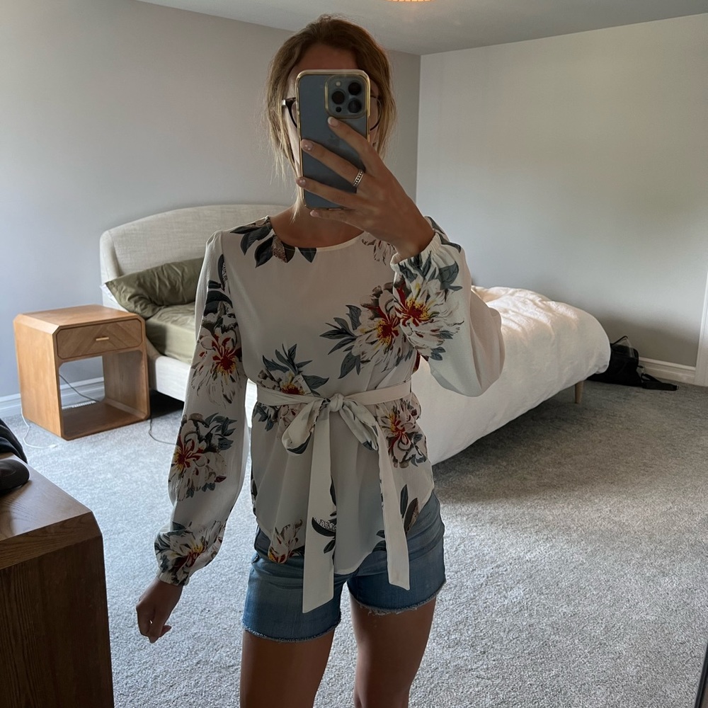 SHEIN belted floral top size xs